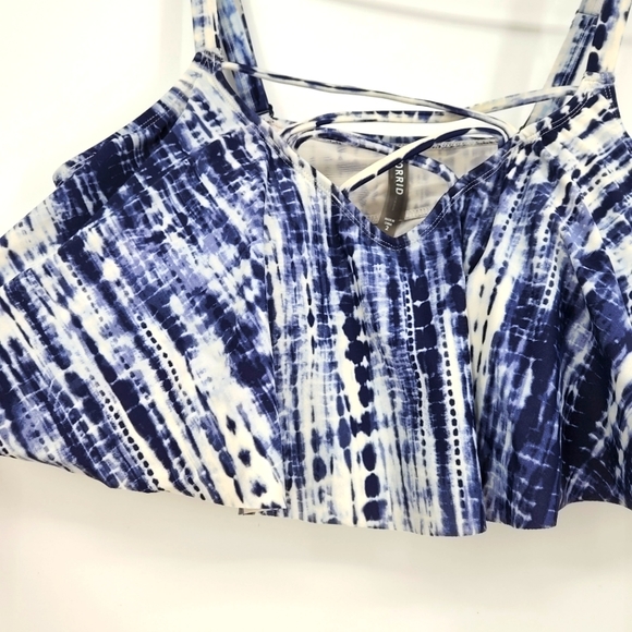 Torrid tie dye criss-cross bikini top - Picture 3 of 8
